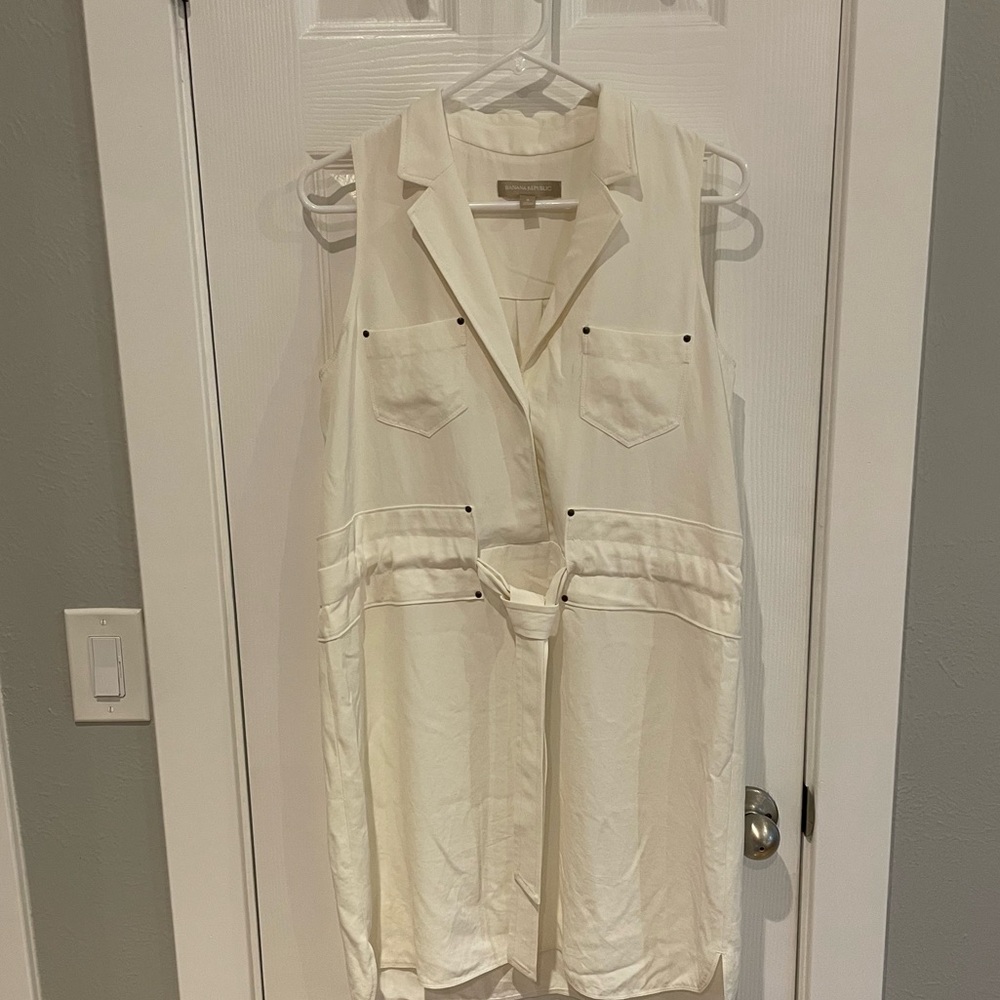 Banana Republic White Dress